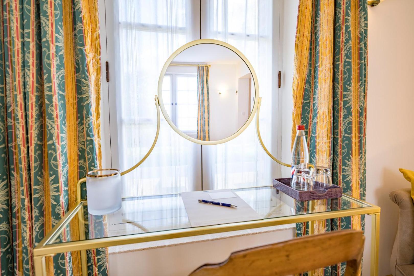 Chateau De Tilly Boissey-le-Chatel エクステリア 写真